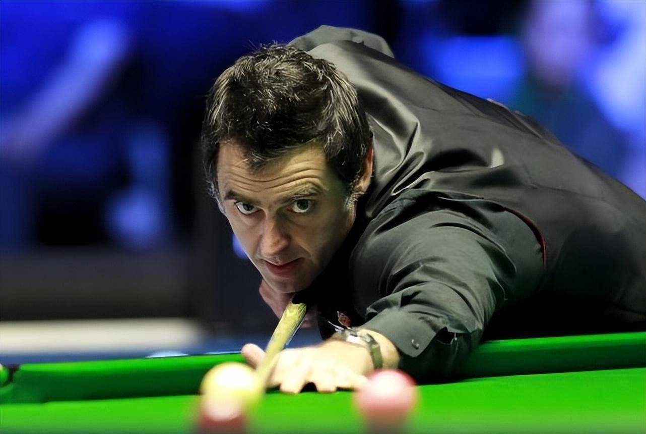 在内部对他 在内部对他