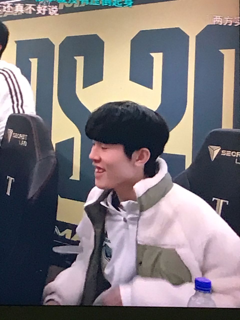 为我们提供 为我们提供