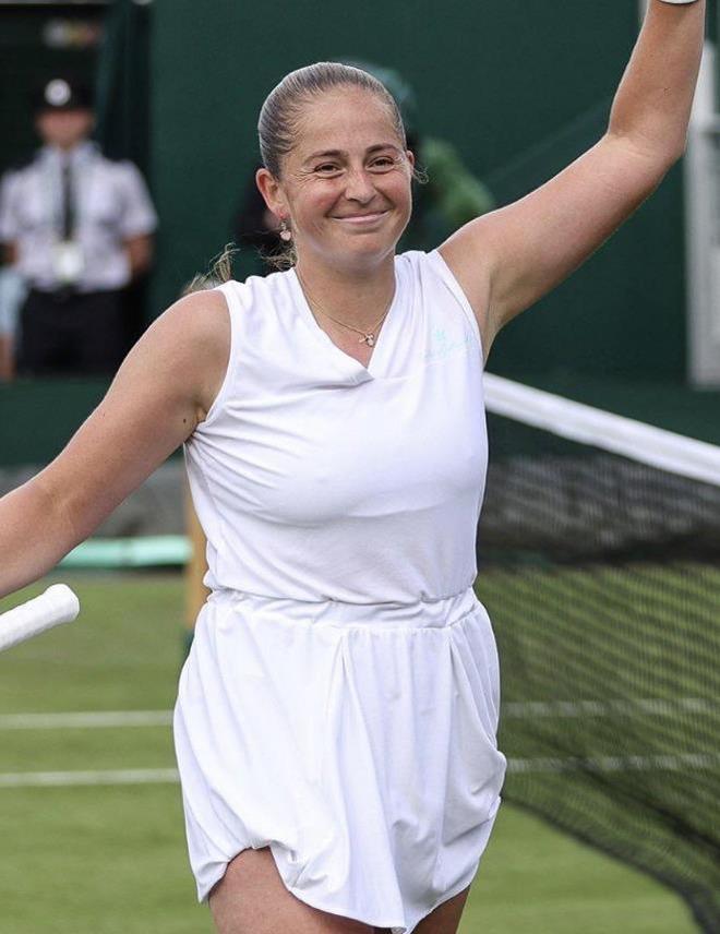 他逐渐成为 他逐渐成为